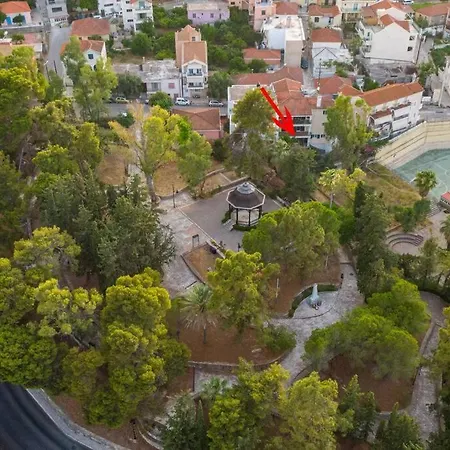 & Elegant With Private Garden Apartamento *