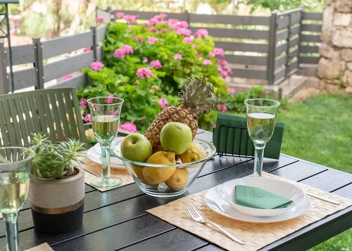 & Elegant With Private Garden Argostoli (Kefalonia)