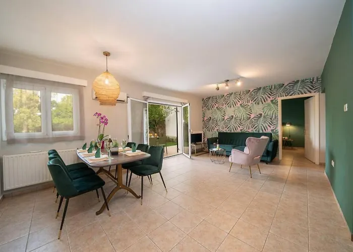 Apartamento & Elegant With Private Garden *