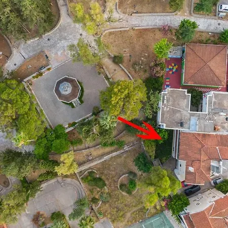 & Elegant With Private Garden Apartamento