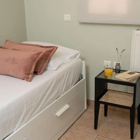 Apartamento & Elegant With Private Garden